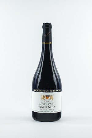 Pinot Noir-2015 Rosella's Vineyard Image